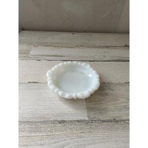 Vintage Anchor Hocking milk glass scalloped edge ashtray